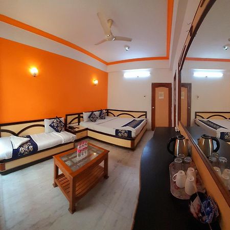 Hotel Indore Palace - Feel At Home Shirdi Ngoại thất bức ảnh