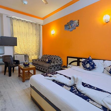 Hotel Indore Palace - Feel At Home Shirdi Ngoại thất bức ảnh