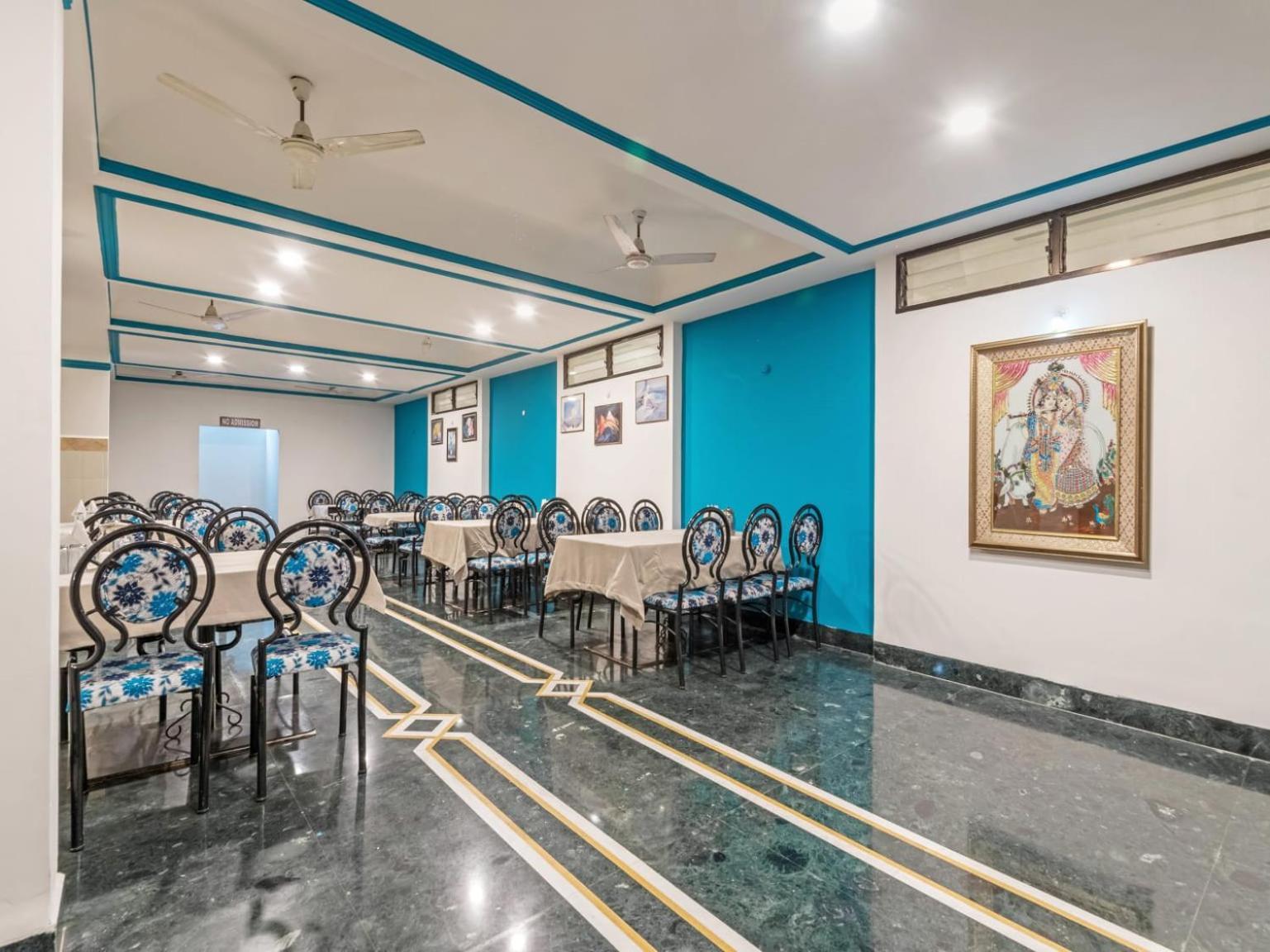 Hotel Indore Palace - Feel At Home Shirdi Ngoại thất bức ảnh
