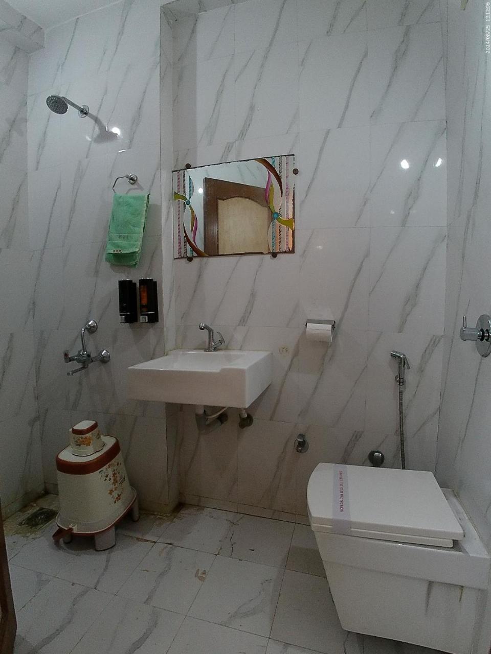 Hotel Indore Palace - Feel At Home Shirdi Ngoại thất bức ảnh