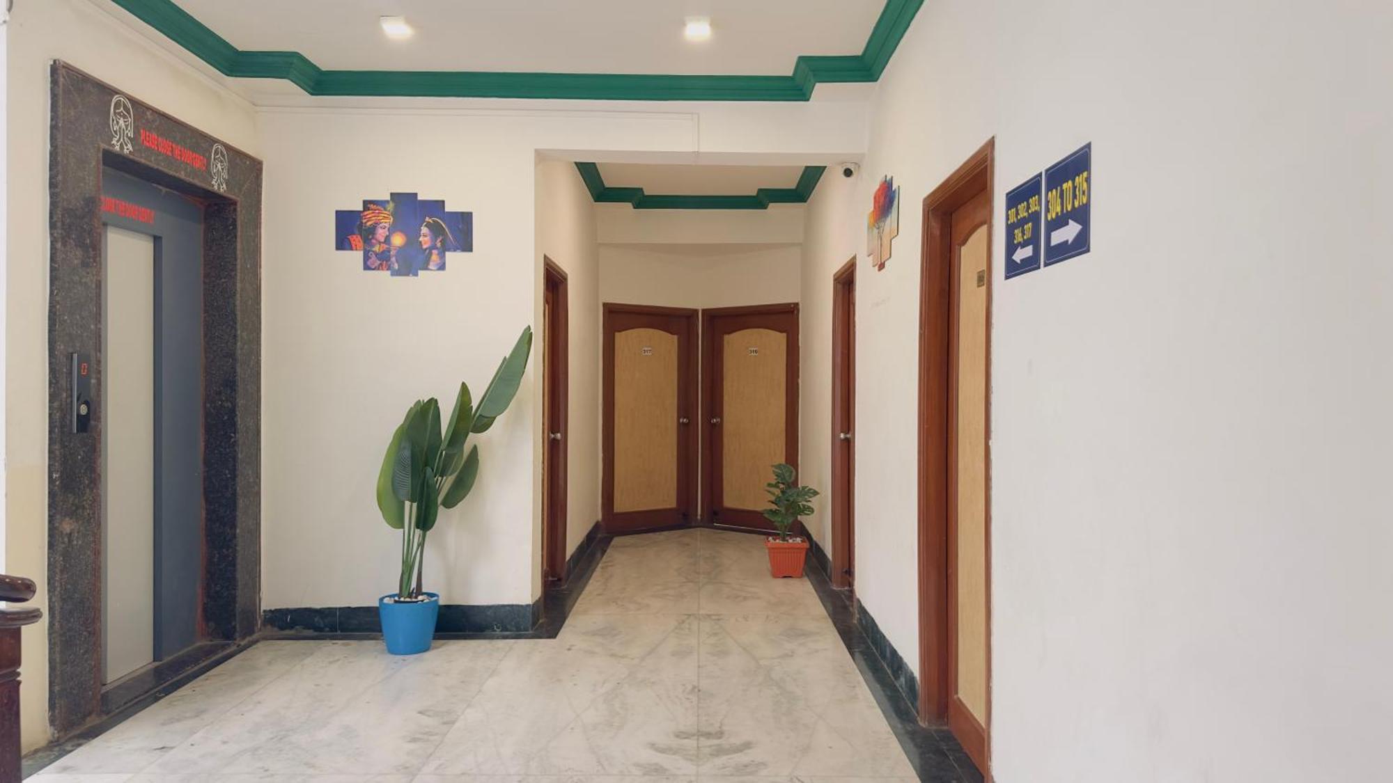 Hotel Indore Palace - Feel At Home Shirdi Ngoại thất bức ảnh