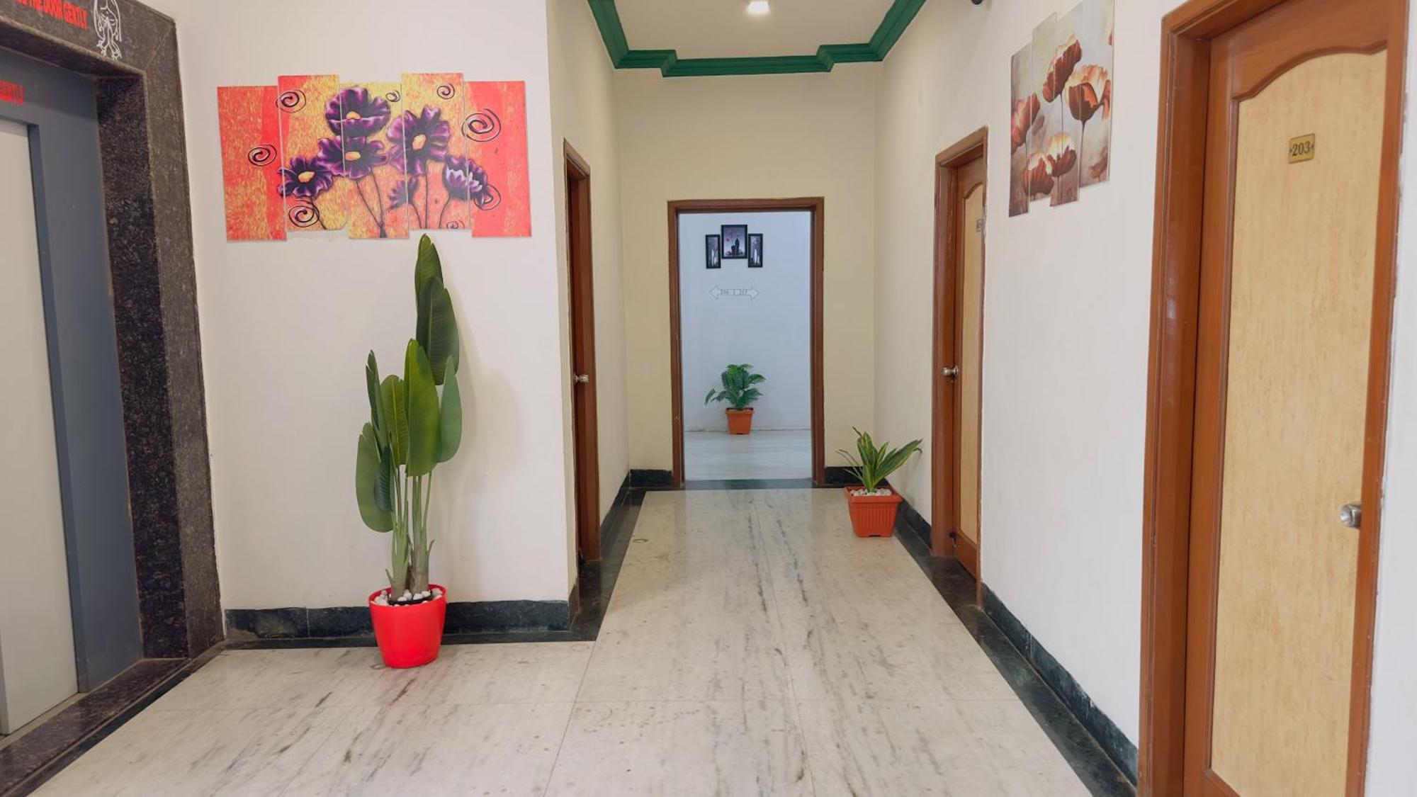 Hotel Indore Palace - Feel At Home Shirdi Ngoại thất bức ảnh