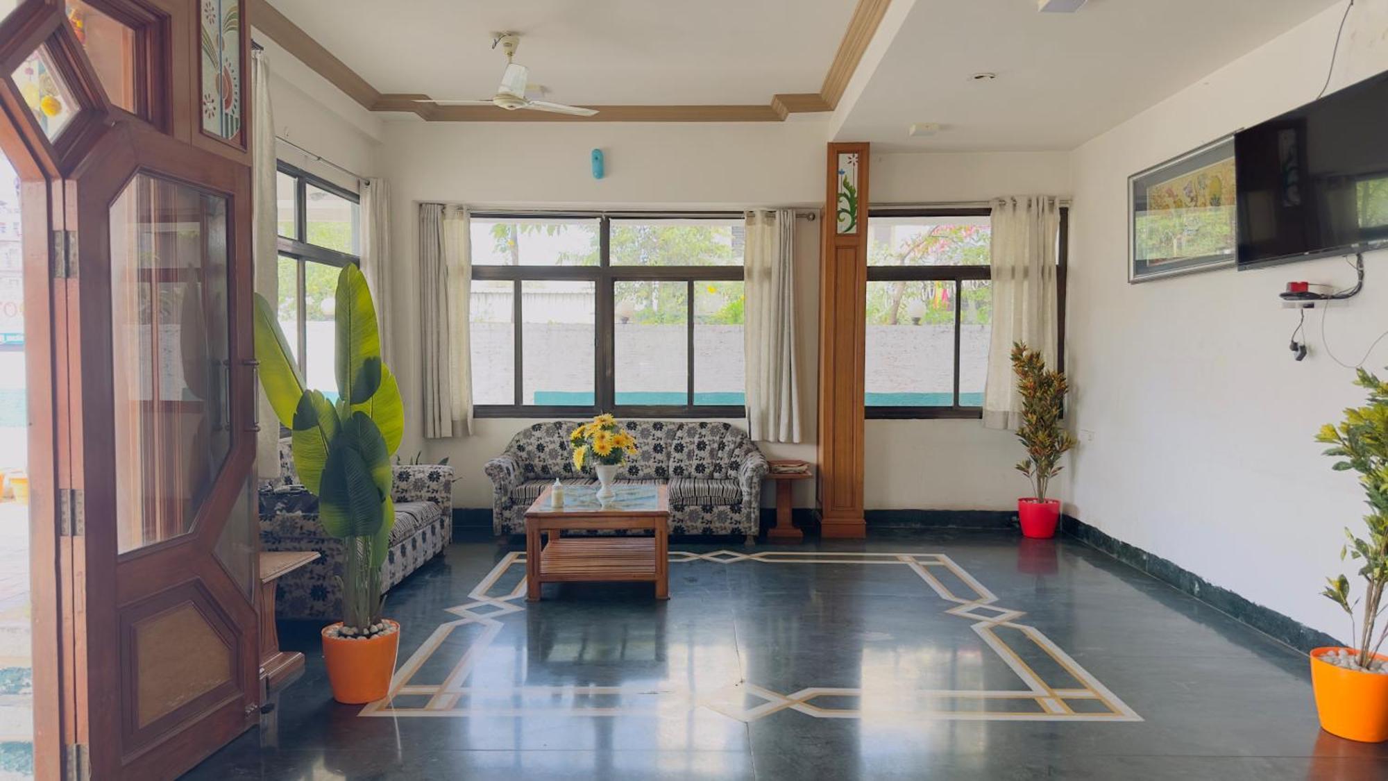 Hotel Indore Palace - Feel At Home Shirdi Ngoại thất bức ảnh